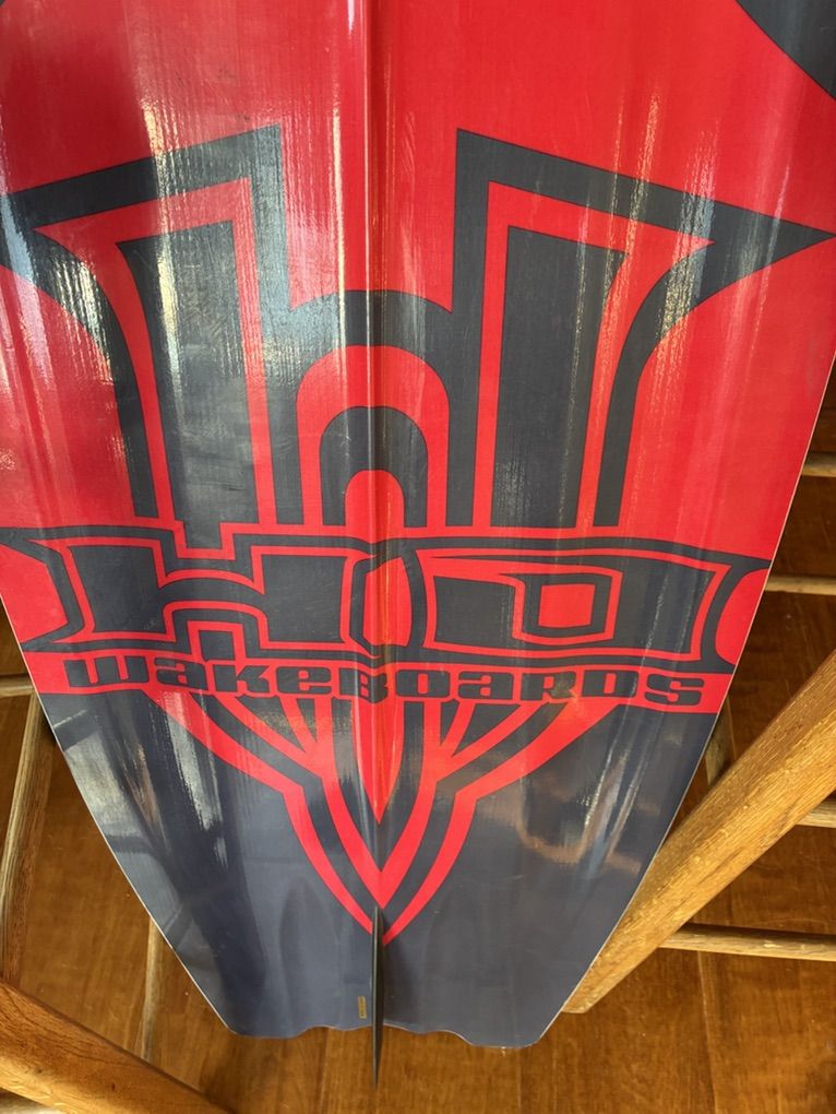 Ho Soul 140 Wakeboard Red And Black Includes Boots
