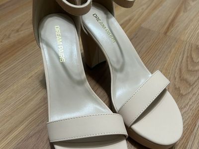 DREAM PAIRS Chunky Platform High Heels Open Toe Ankle Strap