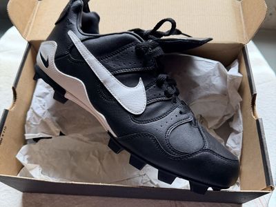 Pair of Black & White Baseball/Softball Cleats with a fold-over tongue