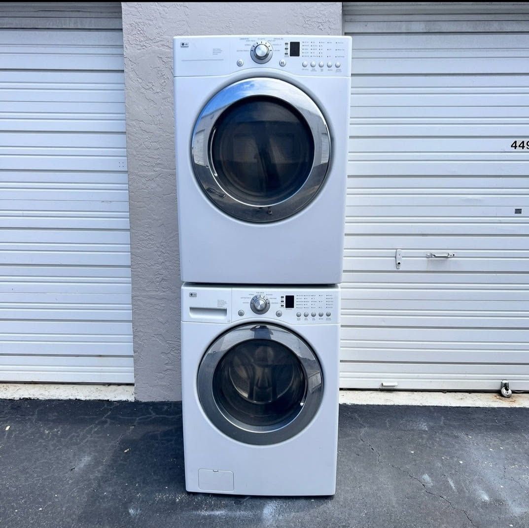 Like New Stackable LG frontloaders