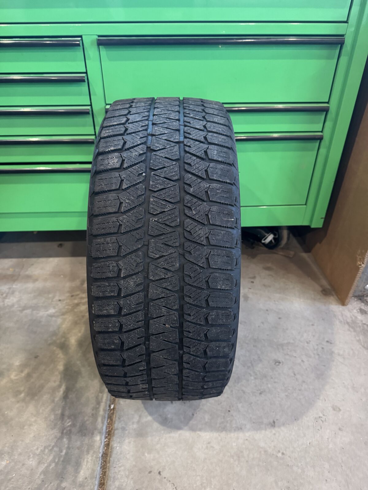 Snow Tires Bridgestone Blizzaks