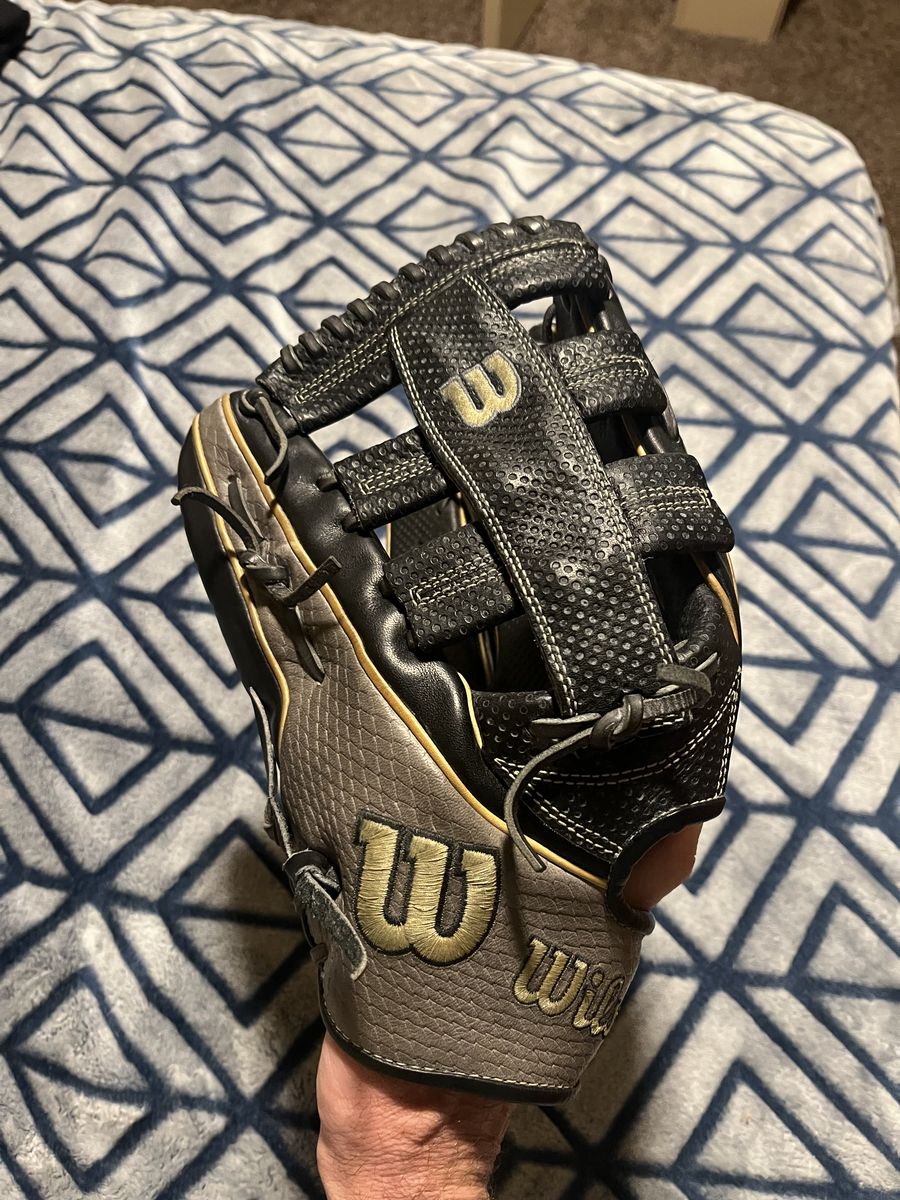 Left Wilson A2K A2000 Baseball Glove Mit Softball