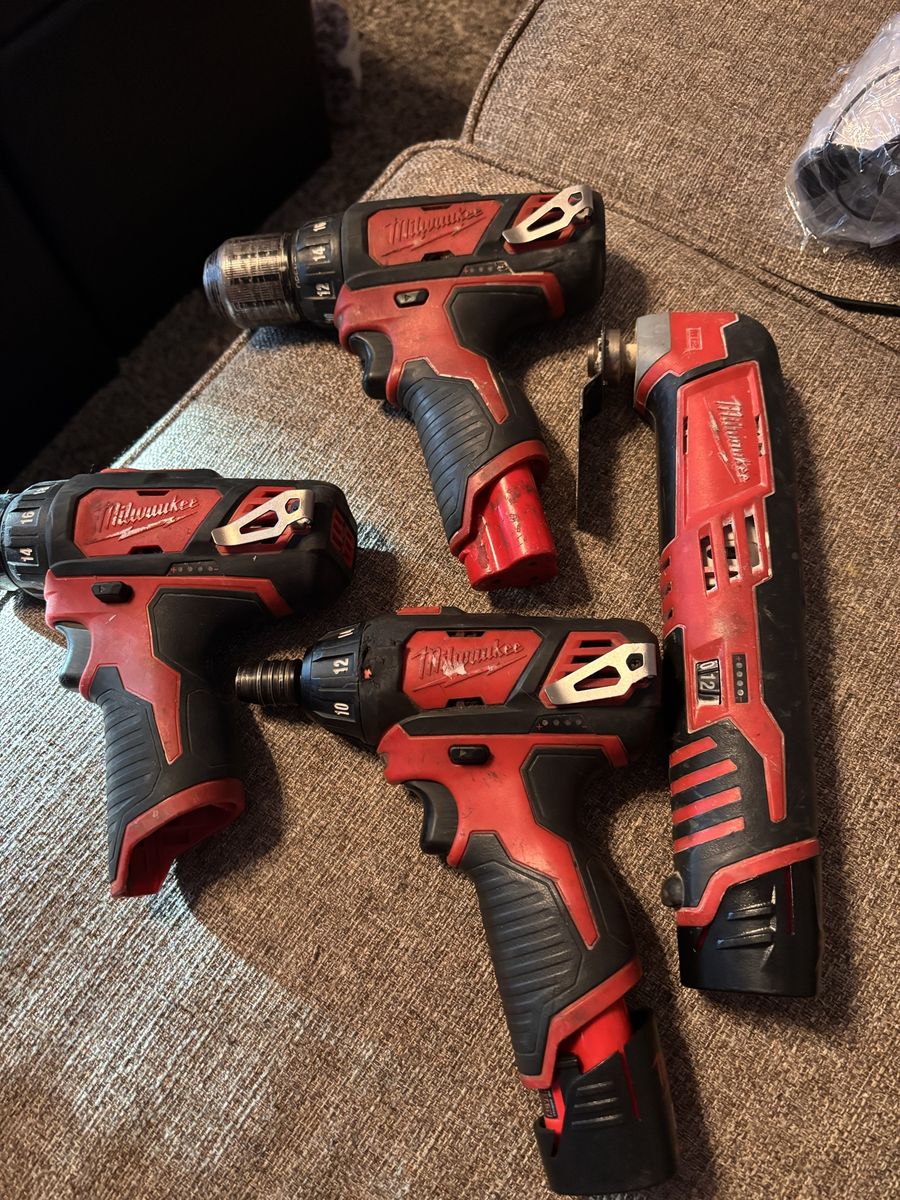 Milwaukee 3 Tool Set W/3 Batteries