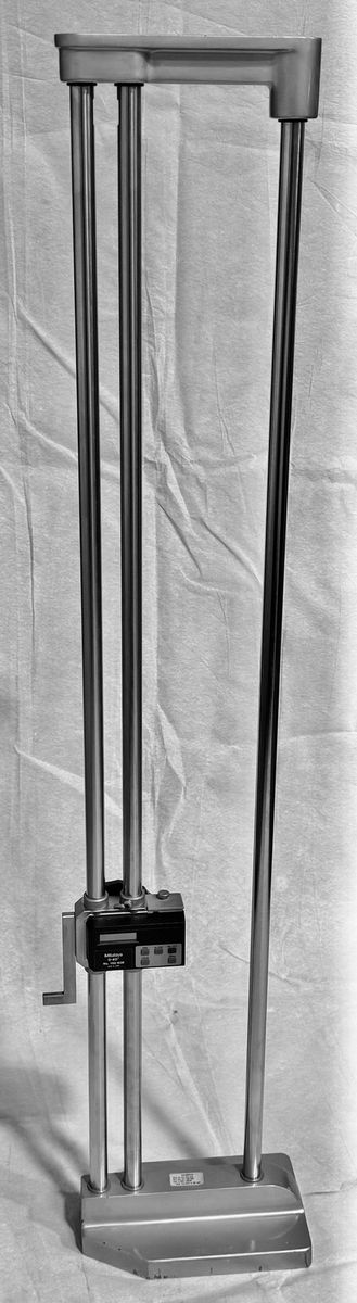 MITUTOYO DIGITAL HEIGHT GAUGE 0-40” MODEL 192-608