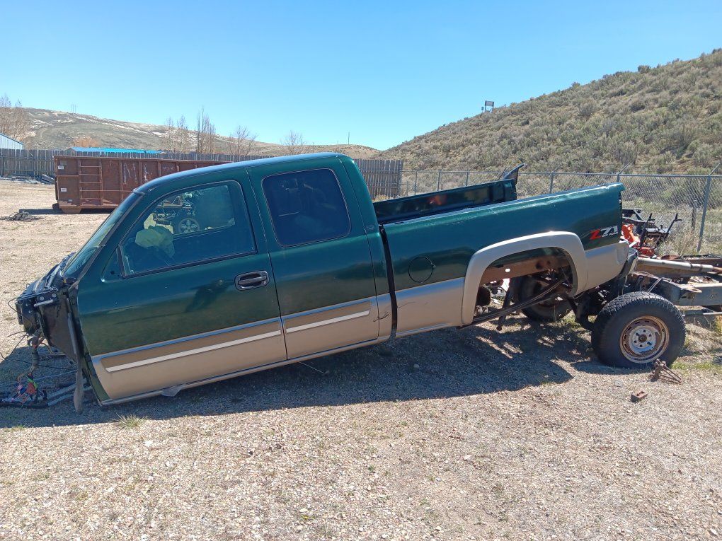 2005 chevy cab, bed