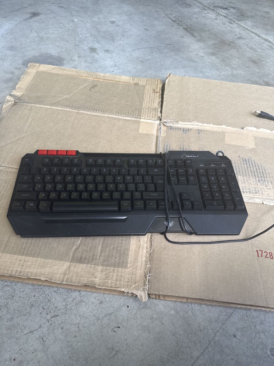 Keyboard