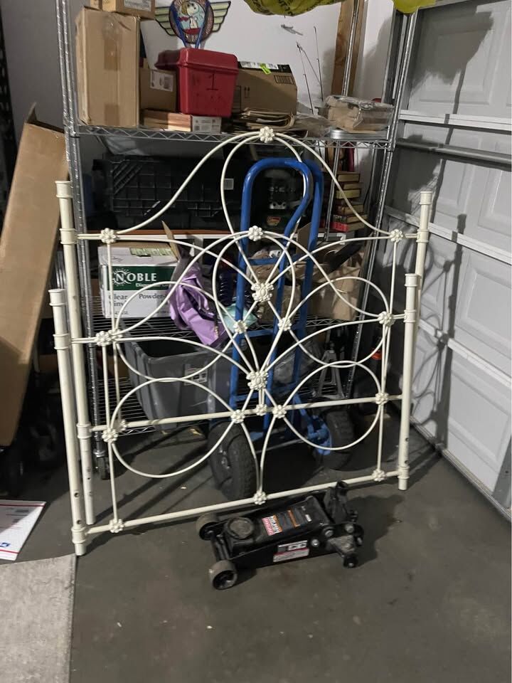 Metal full size bed frame