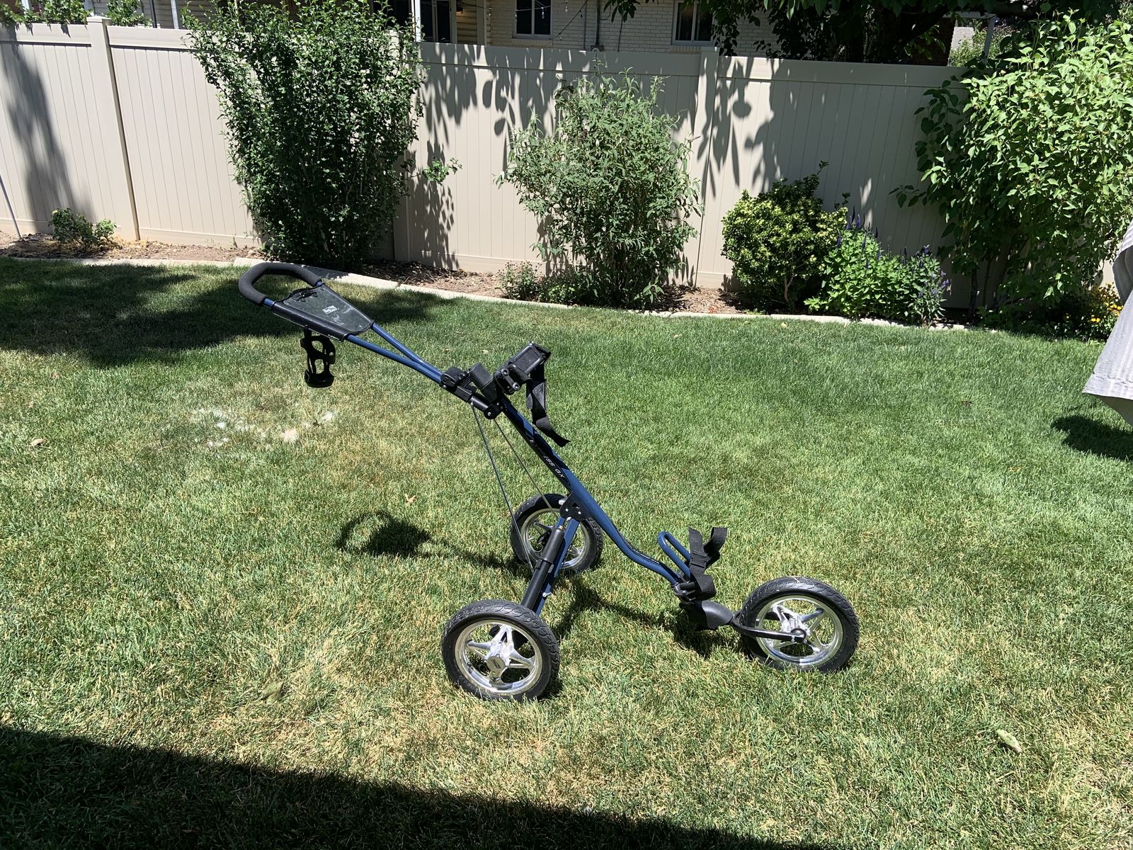 Golf pull cart