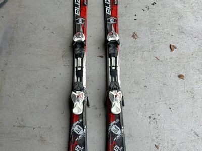 130 cm Skis - Great Condition For 9-12 Year Old