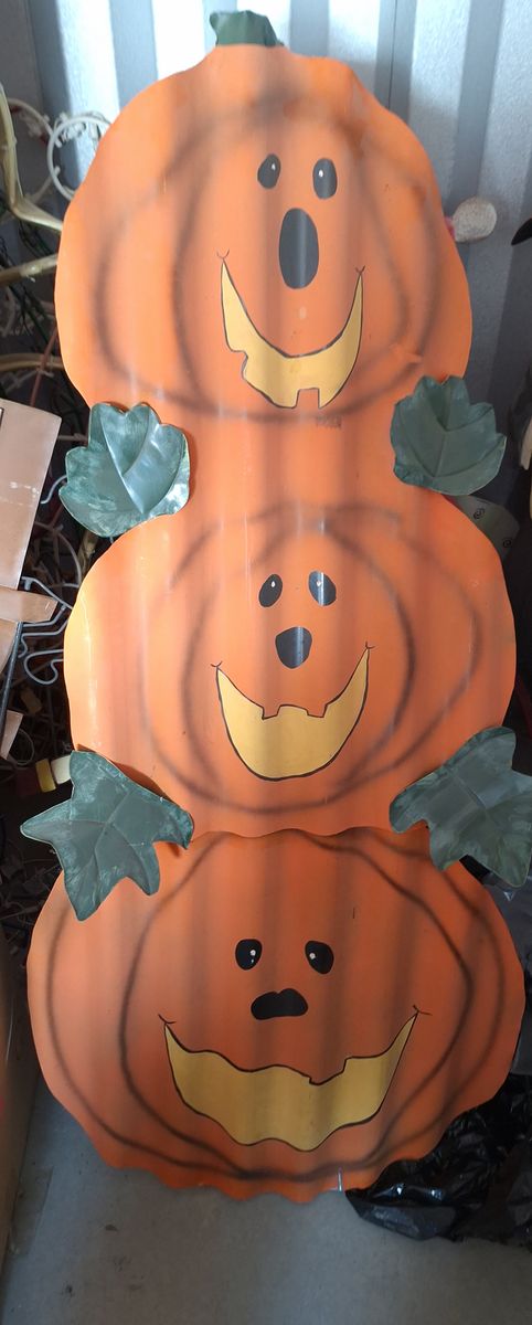 Halloween Vintage painted metal stacked jack o lanterns