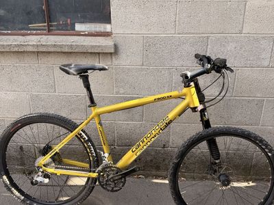 Cannondale F900 SX Mountain Bike - Yellow, Adult Size, Hardtail
