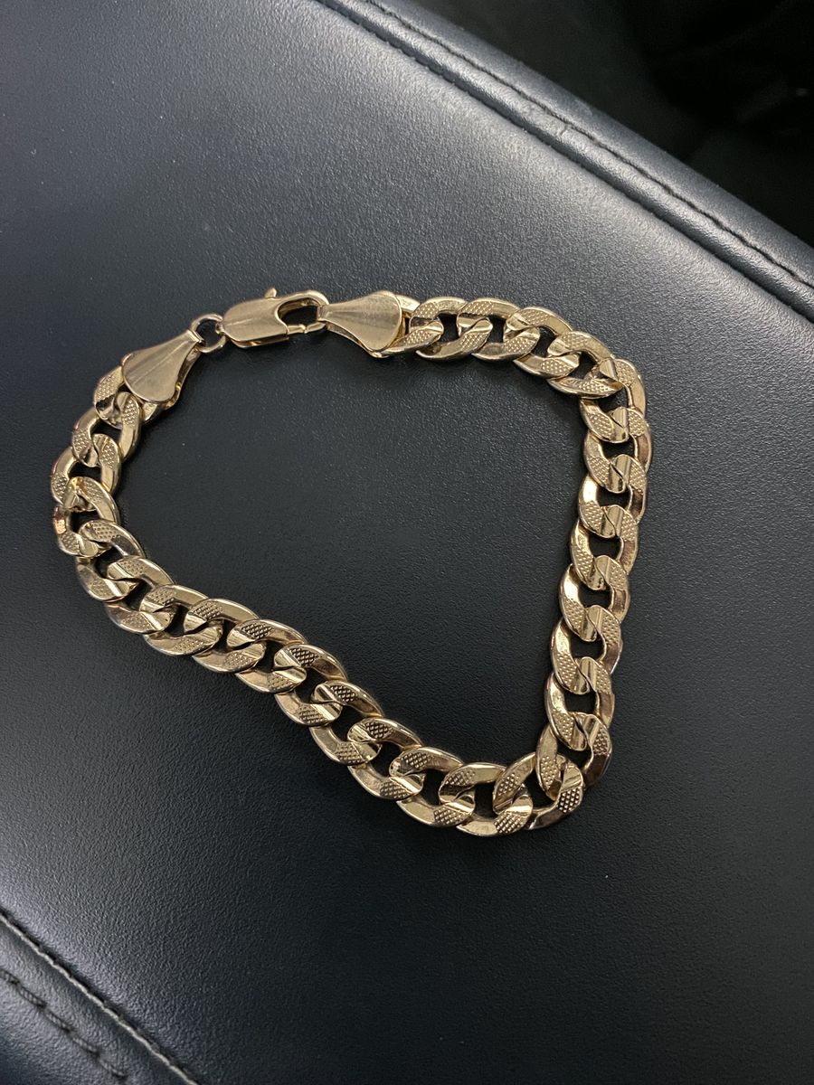18K Gold Chain Bracelet. 23 grams