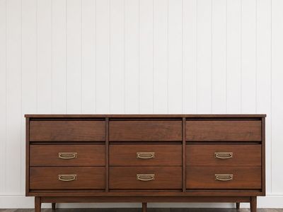 Beautiful Bassett Mid Century Modern Dresser