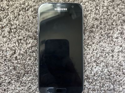 Samsung Galaxy S7 Black Smartphone - Unlocked