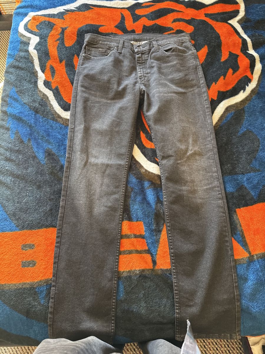 Levi's Men's Black Denim Jeans - Classic Fit, Durable Cotton, L Waist, 26 Inseam