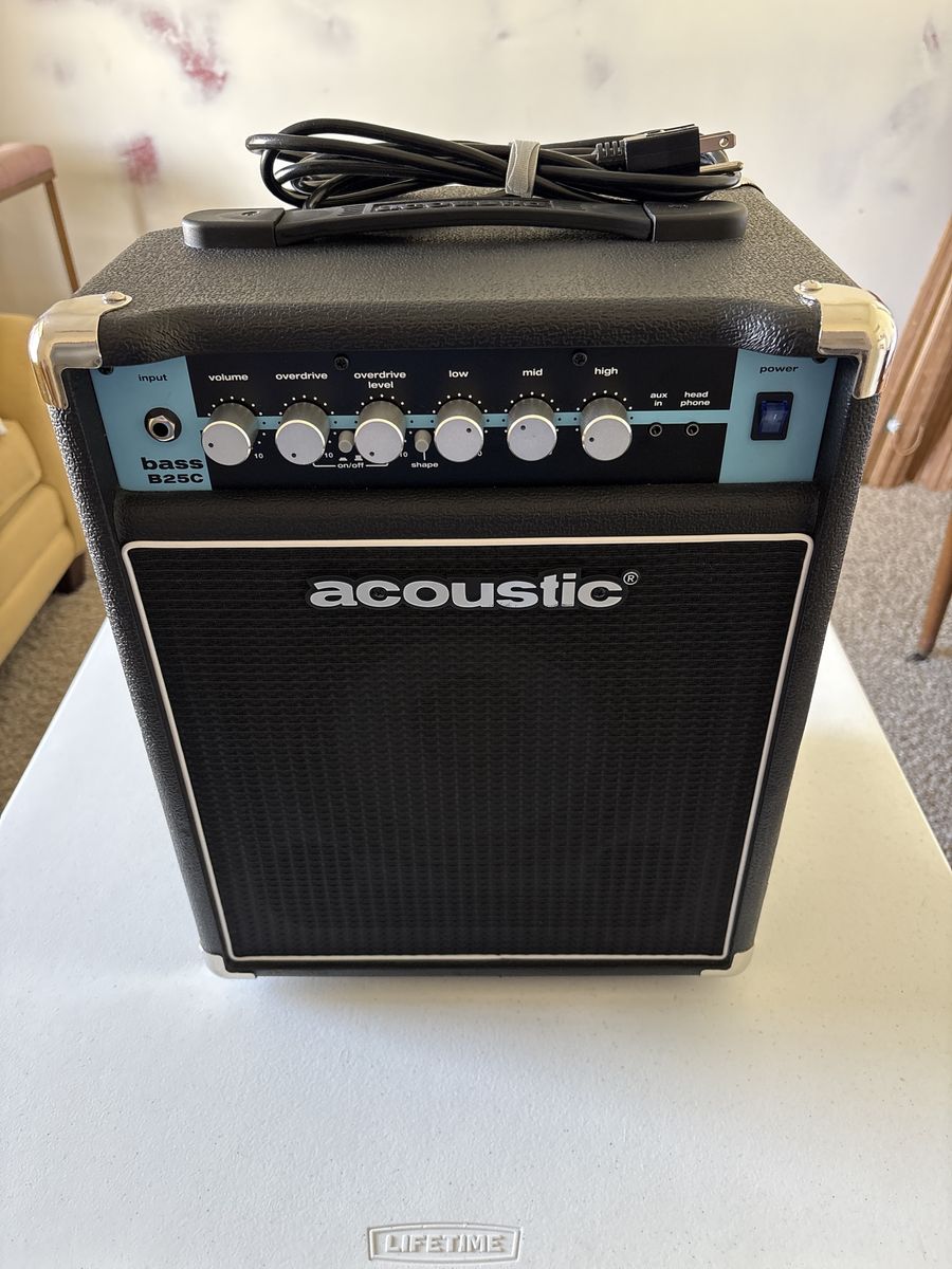 Acoustic Bass Amp