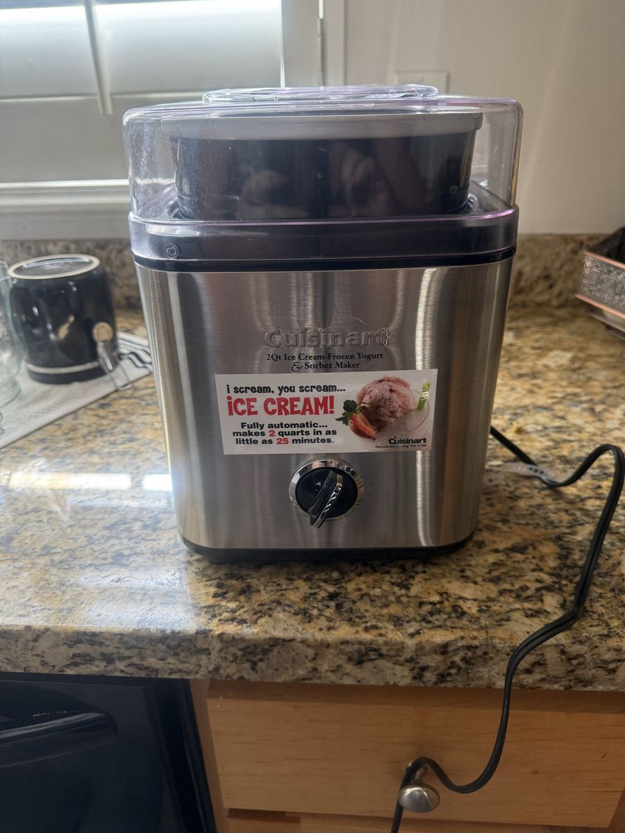 Cuisinart 2 Qt Ice Cream, Frozen Yogurt & Sorbet Maker Stainless Steel