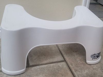 Squatty Potty Original 7-Inch Toilet Stool - White