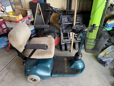 Motorized Mobility Scooter/cart