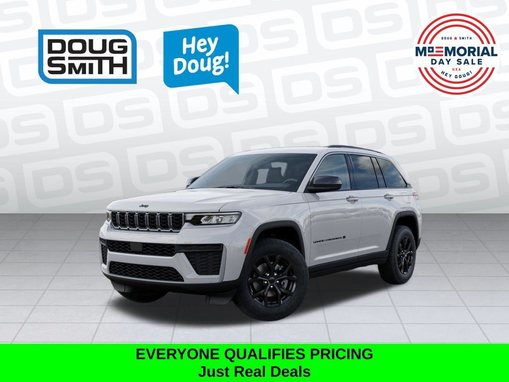 2026 Jeep Grand Cherokee Laredo Altitude