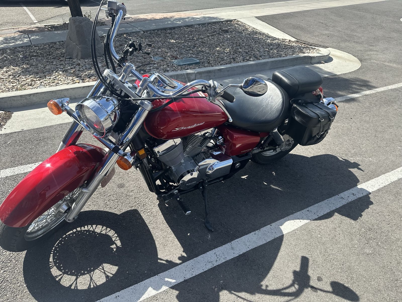 216 Honda Shadow Motorcycle Cruiser Red with Saddlebags