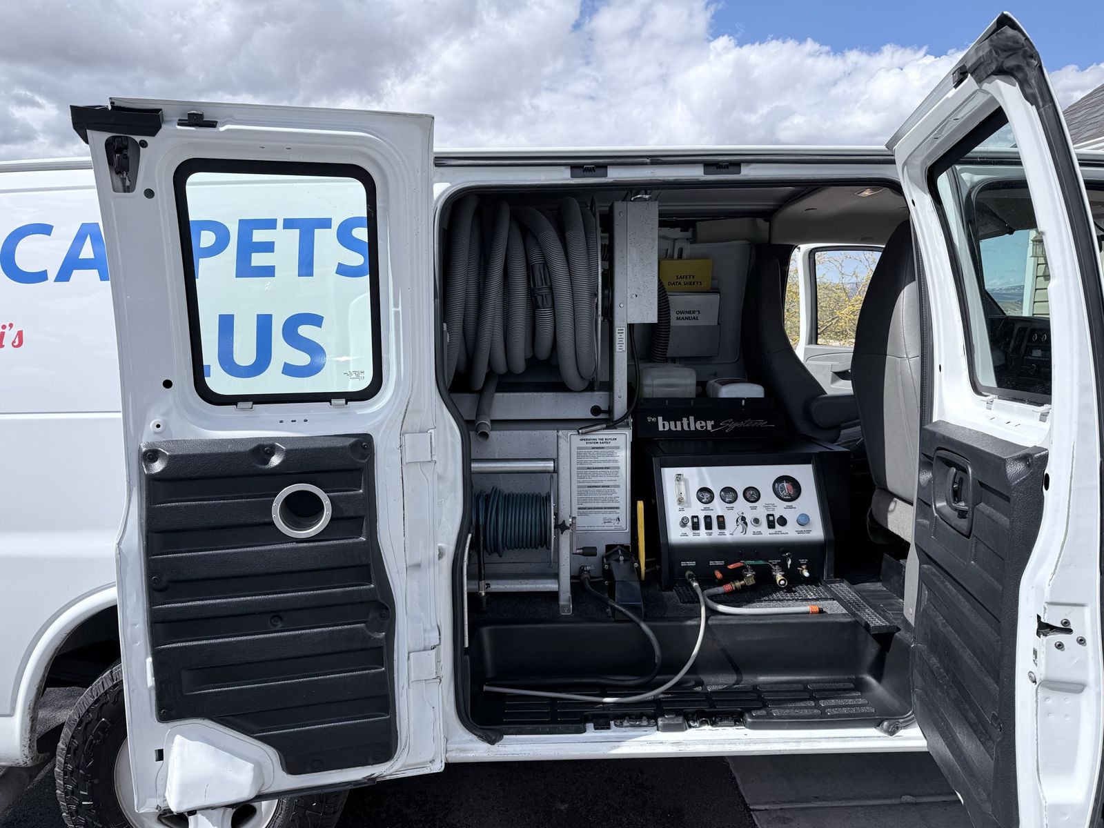 Truckmount carpet cleaner