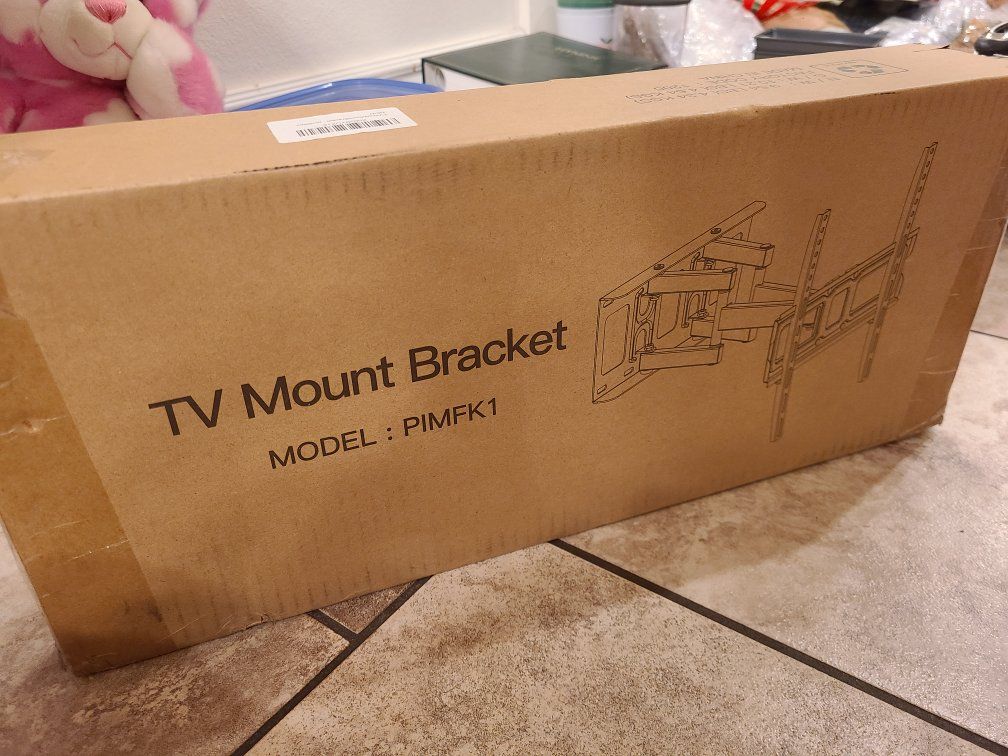 TV mount bracket