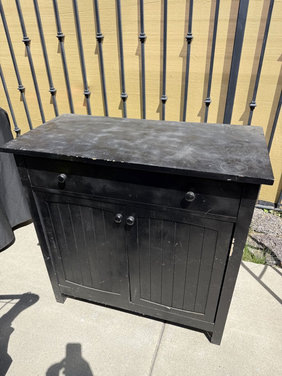 Free Cabinet