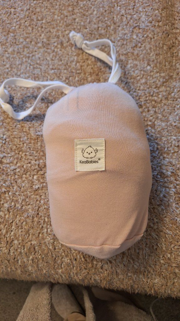 KeaBabies Baby Wrap Carrier - Pink - Stretchy & Breathable for Newborns up to 35 lbs