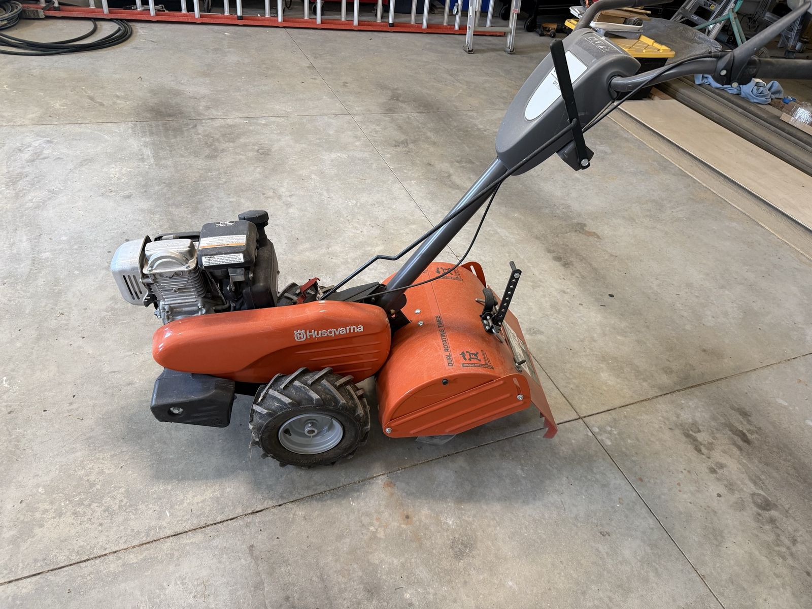 Husqvarna 17” rear tine tiller Honda engine