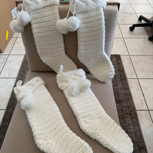 SET OF 4 WONDER SHOP KNIT STOCKINGS