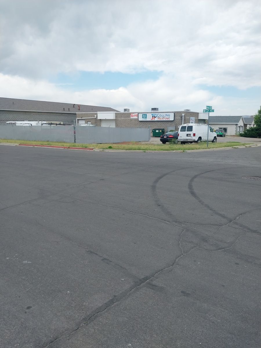 6,000 sq. ft. flex warehouse/office space on a .5-acre lot