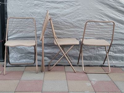 4 Vintage Mid-Century Modern Folding Chairs