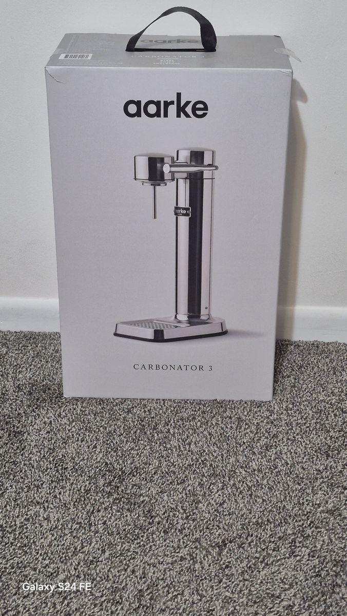Aarke Carbonator 3 Sparkling Water Maker - Polished Steel with Bottle