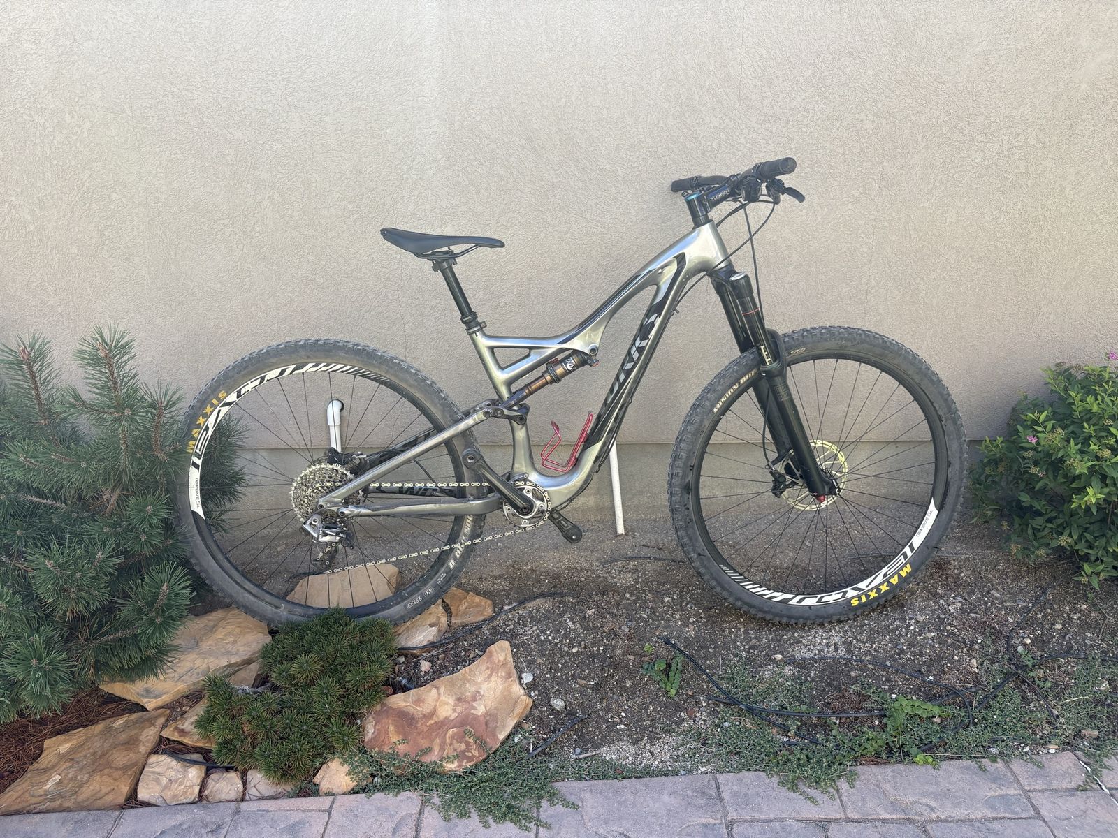 Medium S-works Stumpjumper Specialized Mountain Bike