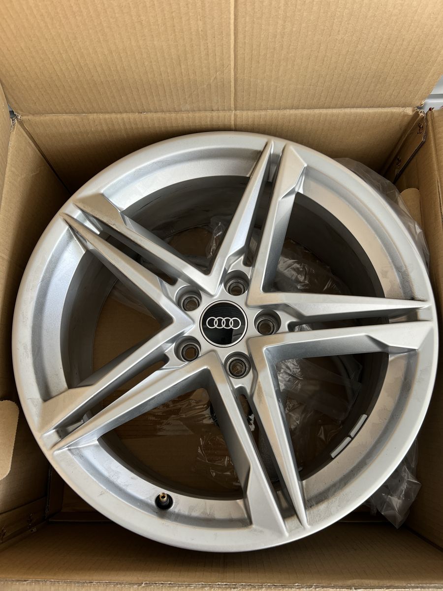 Audi 18x8 Wheels