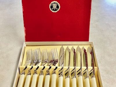 KB Quality Cutlery Bedford Type 1B 12-Piece Steak Knife & Fork Set, Made in Sheffield, England