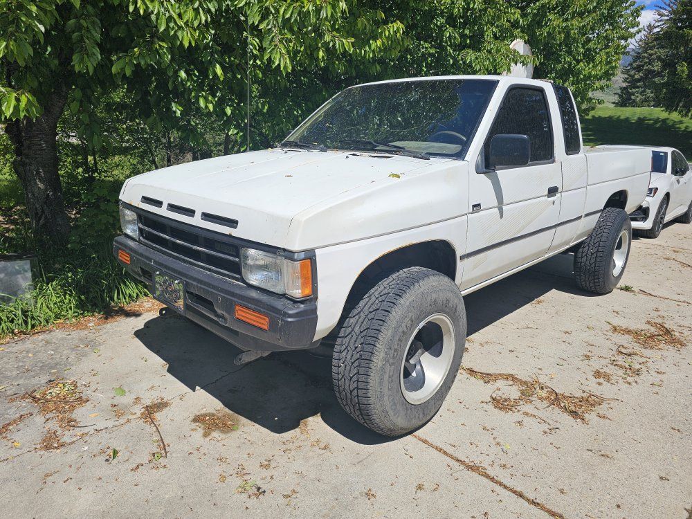 88 Nissan D21 Hardbody