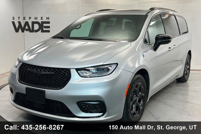 2024 Chrysler Pacifica Plug-In Hybrid Premium S Appearance