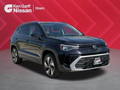 2025 Volkswagen Taos SE 4Motion