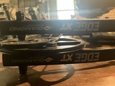 Diamond Edge XT Compound Bow