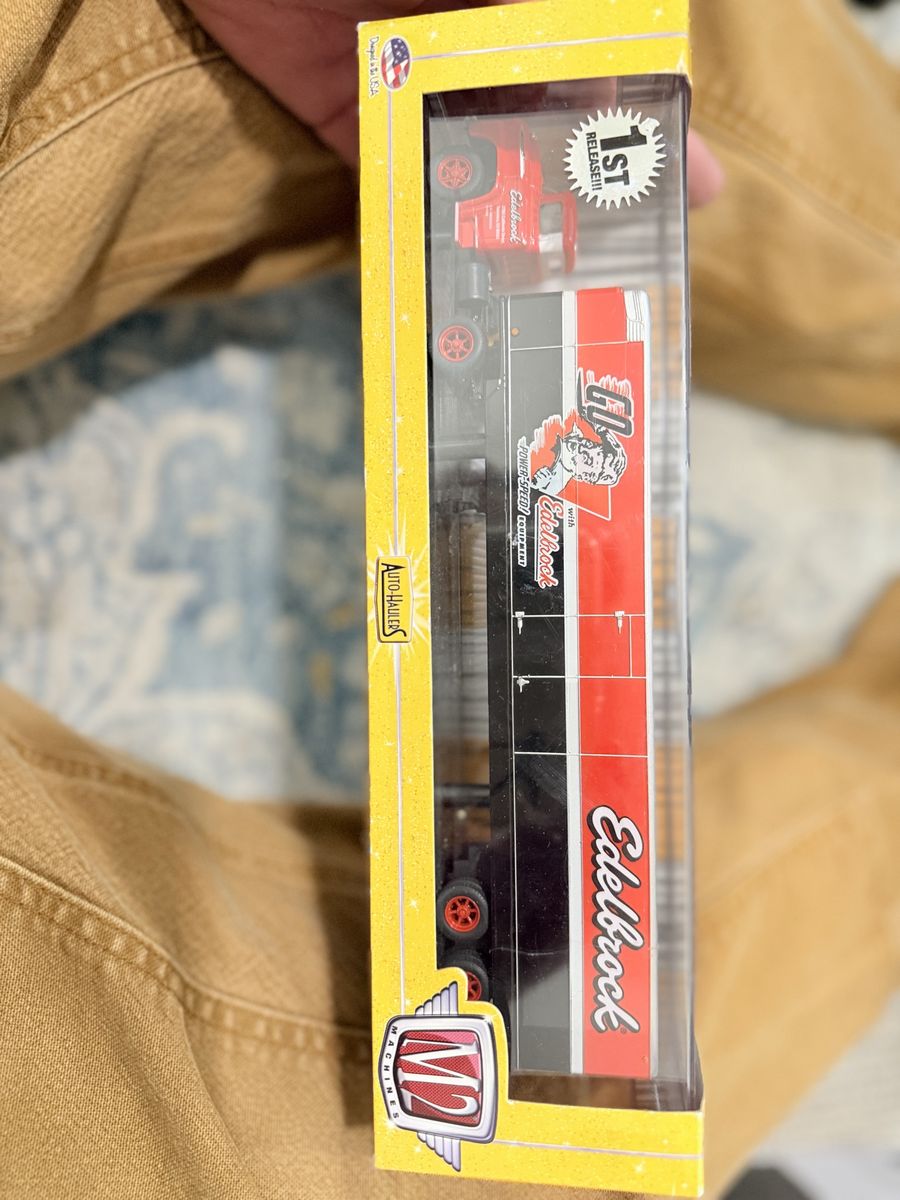 M2 Machines Auto-Haulers 1st Release #1 Edelbrock Hauler Die-Cast Truck & Trailer Set