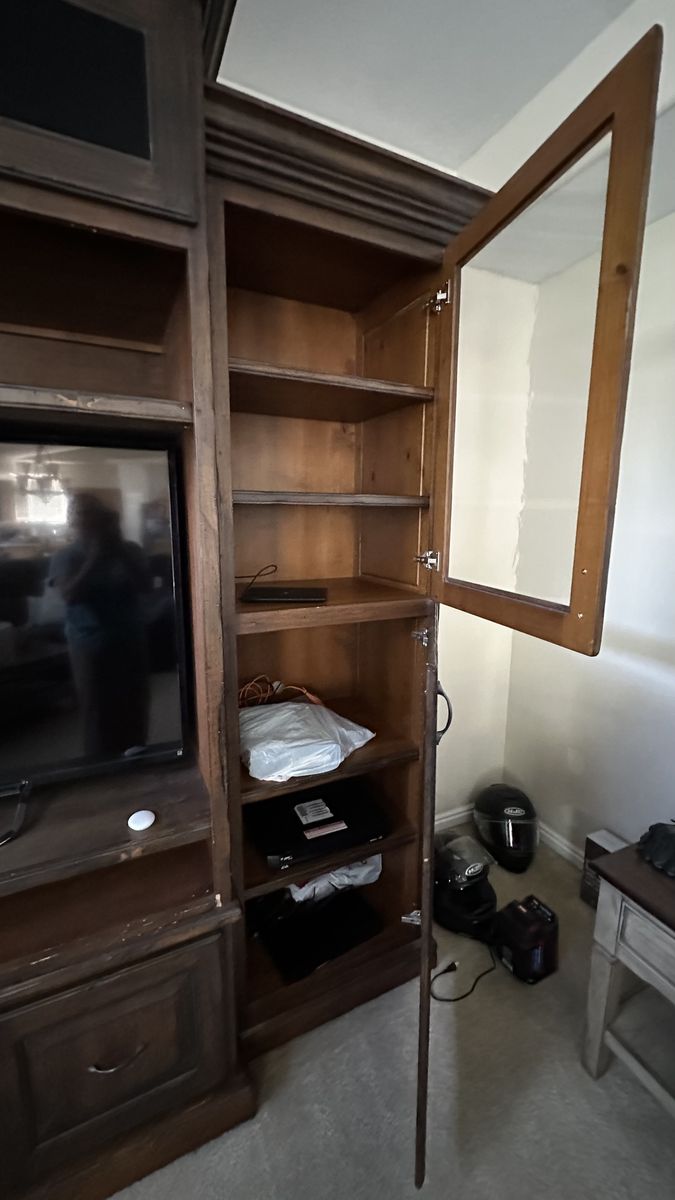 Main image 5