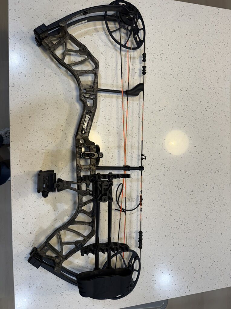 BEAR LEGIT YOUTH BOW