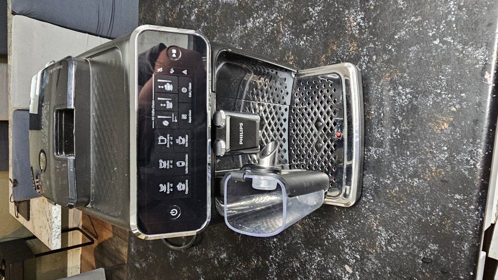 Philips 3200 superautomatic coffee/espresso maker