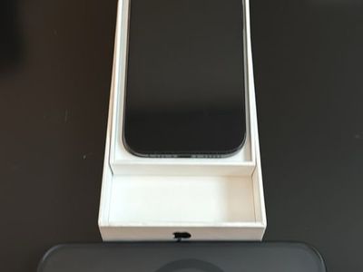Apple iPhone 16 Pro Max 256GB Black - Unlocked - With Case & Box