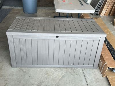 Outdoor Storage Deck Box Plastic Patio Container w/ Lid