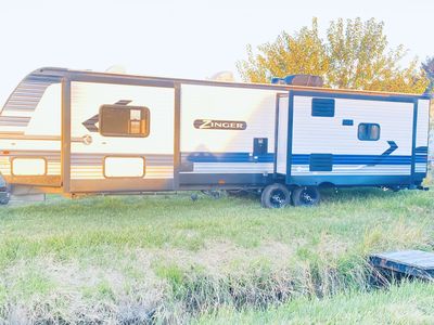 2022 Crossroads Zinger Bumper Pull Travel Trailer