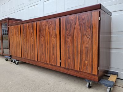 Vintage Mid Century Rosewood 2 Piece Buffet/Credenza Hutch