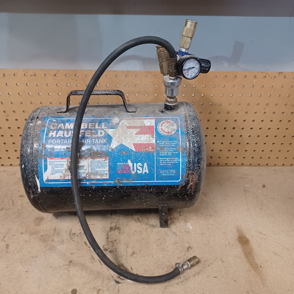Auxiliary air tank